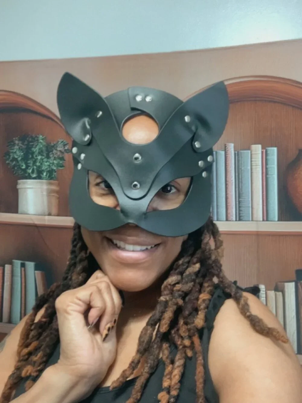 N/A sexy cat